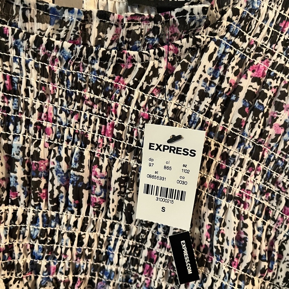 Express Blouse - Picture 4 of 5